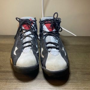 2019
Jordan True Flight 'Black Red Grey'